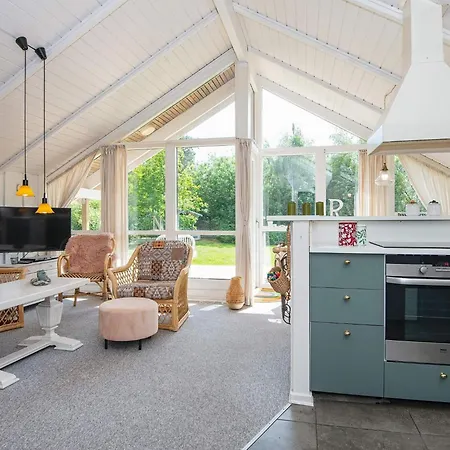 Feriehus Forest Retreat In Bork Havn