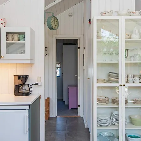 Forest Retreat In Bork Havn
